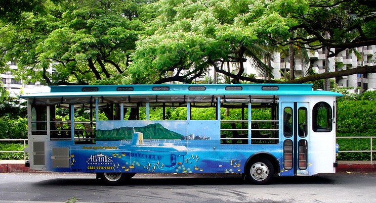 Atlantis Trolley1•