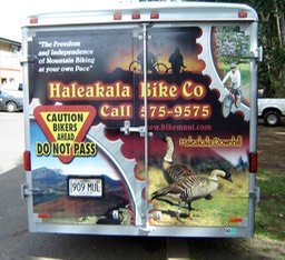 Haleakala Bike Co bus+trailer 1•