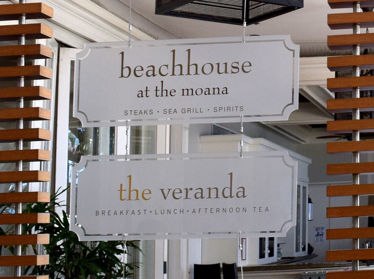 Moana Beach Veranda sign closeup•••