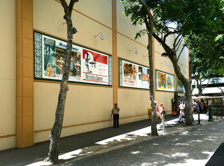 Waikiki Theater Retro Movie Posters1•